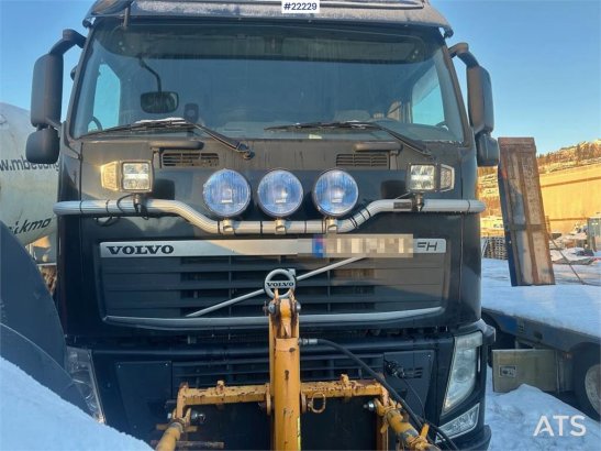 Volvo FH540 6x4 plow-rigged combi truck w/ 2007 Kel-Berg 3294 2010 2 Tipper trucks image 62