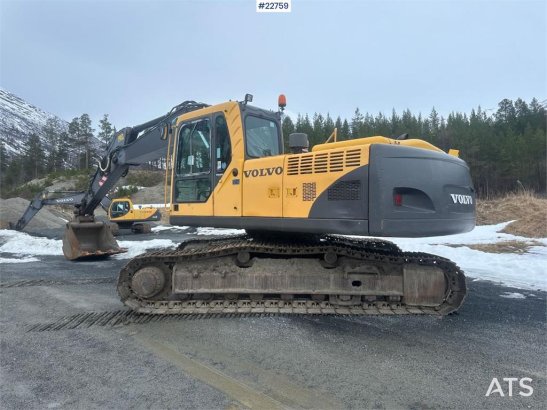 Volvo EC240BLC excavator w/ one bucket. Recently certifi EC240BLC excavator w/ one bucket. Recently certifi 2006 2 Crawler...