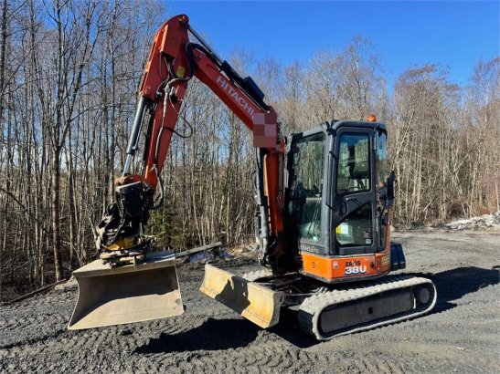 Hitachi ZX38U-6 Mini Excavator – Rototilt – 3 Buckets – Hy ZX38U-6 Mini Excavator – Rototilt – 3 Buckets – Hy 2019 2 image 2