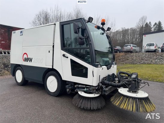 Aebi MFH2500 sweeper Aebi MFH2500 sweeper 2006 2 image 47