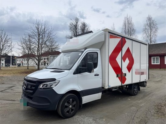 Mercedes-Benz Sprinter with full side opening – 8-pallet – 170 h Sprinter with full side opening – 8-pallet – 170 h 2022 2...