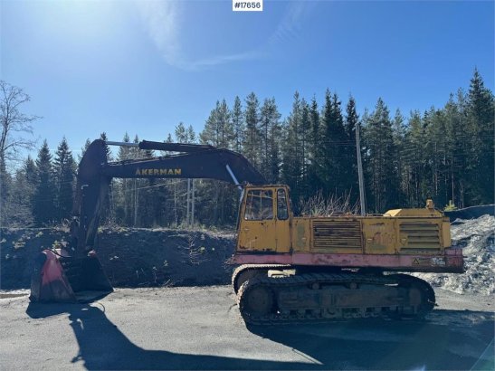 Åkerman H16c crawler excavator w/ Alu sieve bucket and too H16c crawler excavator w/ Alu sieve bucket and too 1978 2 Crawl...