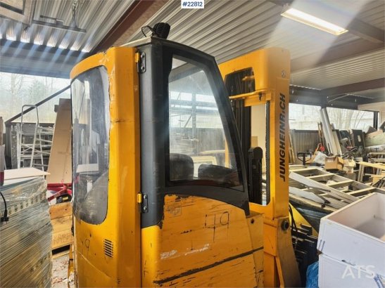 Jungheinrich ETV216 ETV216 2006 2 Forklift image 17