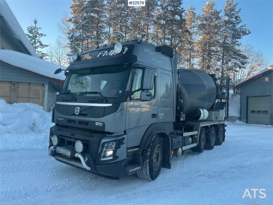 Volvo FMX 540 concrete truck 8x4 w/ cross-country skid. FMX 540 concrete truck 8x4 w/ cross-country skid. 2017 2 image 92