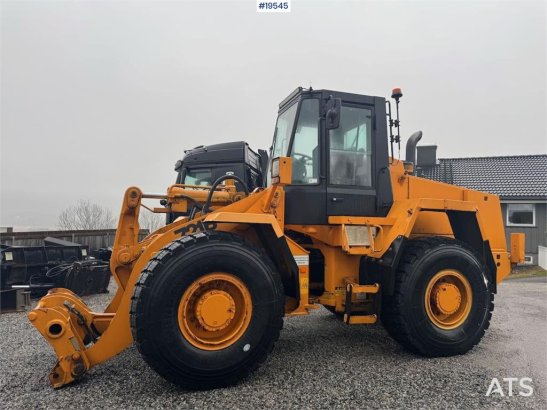 CASE 721B Wheel Loader with bucket 721B Wheel Loader with bucket 1995 2 Wheel Loaders image 32