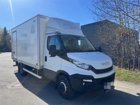 Iveco Daily 70C18 – 8-pallet box truck with 2 sets of ti Daily 70C18 – 8-pallet box truck with 2 sets of ti 2018 2 image 17