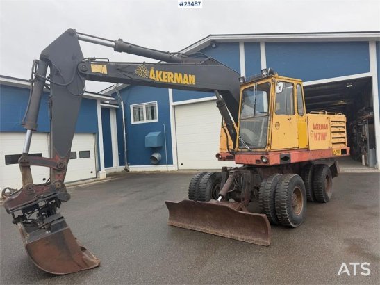 Åkerman H7M H7M 1984 2 Wheeled Excavators image 2