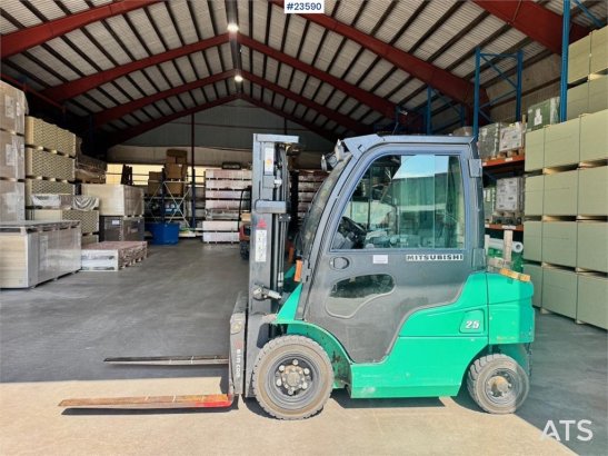 Mitsubishi FD25N Forklift WATCH VIDEO FD25N Forklift WATCH VIDEO 2011 2 Forklift image 2