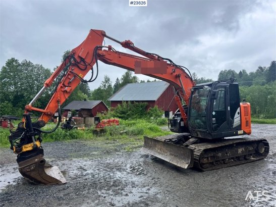 Hitachi ZX135US-5B Excavator w/ Rototilt – 2 Buckets – Eas 10227 2013 2 Crawler Excavators image 2