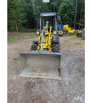 Wacker Neuson WL25 Wheel Loader with Bucket WL25 Wheel Loader with Bucket 2021 2 Wheel Loaders image 2