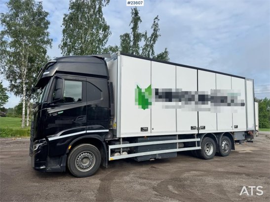 Iveco S-WAY 460 6x2 Box Truck with Full Side Opening – C S-WAY 460 6x2 Box Truck with Full Side Opening – C 2024 2 image 17