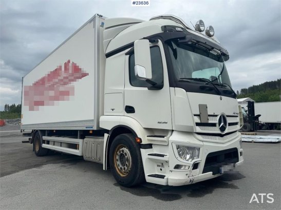 Mercedes-Benz Actros 1835 4x2 box truck - Full side opening Actros 1835 4x2 box truck - Full side opening 2016 2 image 32