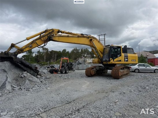 Komatsu PC490LC-11 excavator w/ 2 buckets PC490LC-11 excavator w/ 2 buckets 2019 2 Crawler Excavators image 2