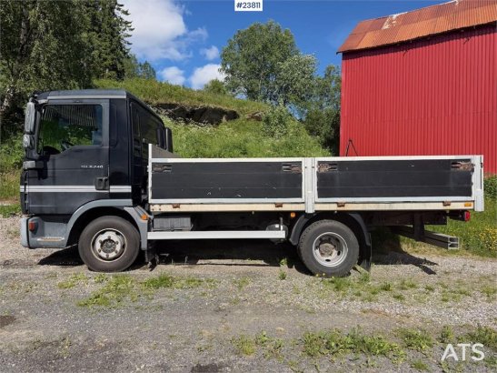 MAN TGL 8.240 4x2 flatbed truck w/ two sets of tires. TGL 8.240 4x2 flatbed truck w/ two sets of tires. 2006 2 image 17