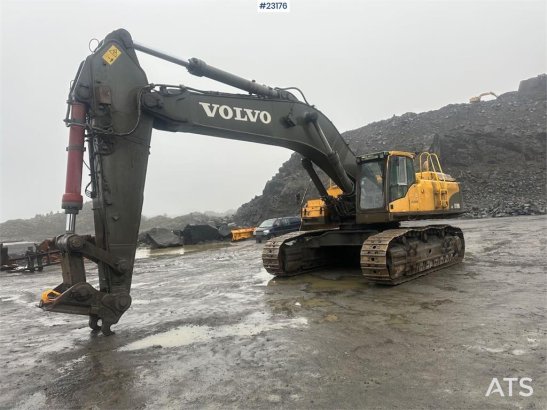 Volvo EC700CL crawler excavator w/ one bucket – Hydrauli EC700CL crawler excavator w/ one bucket – Hydrauli 2012 2 Crawler...