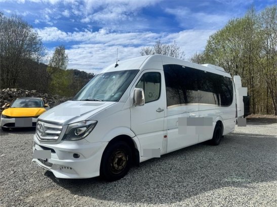 Mercedes-Benz Sprinter 519 CDI Minibus – 17 Seats Mercedes-Benz Sprinter 519 CDI Minibus – 17 Seats 2017 2 image 2