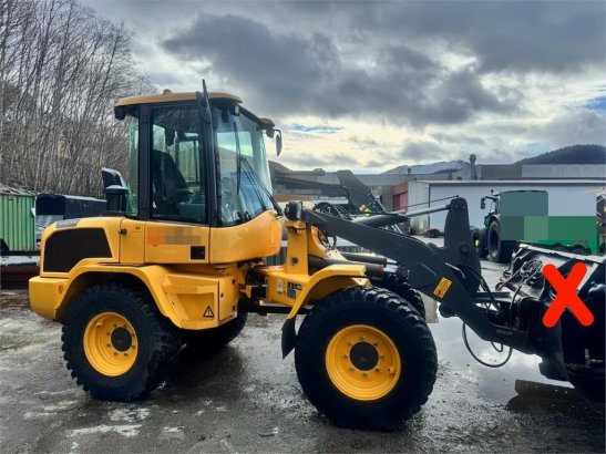 Volvo L30G Wheel Loader w/Bucket – 1410 hours! WATCH VID L30G Wheel Loader w/Bucket – 1410 hours! WATCH VID 2020 2 Wheel L...