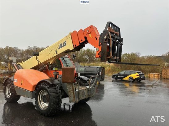 JLG 4017 telehandler w/ two pallet forks and bucket. C 4017 telehandler w/ two pallet forks and bucket. C 2007 2 Wheel Loa...