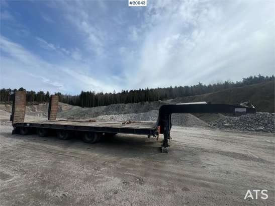 Vang SHSL 1111 Machine semi + hook frame with turntable VANG SHSL 1111 Machine semi + hook frame with turntable 1988 2 Low...