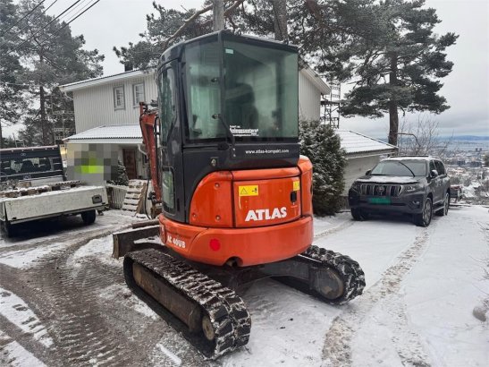 Atlas AC40U Mini Excavator w/ 2 buckets and Spike Hammer AC40U Mini Excavator w/ 2 buckets and Spike Hammer 2019 2 Crawler...
