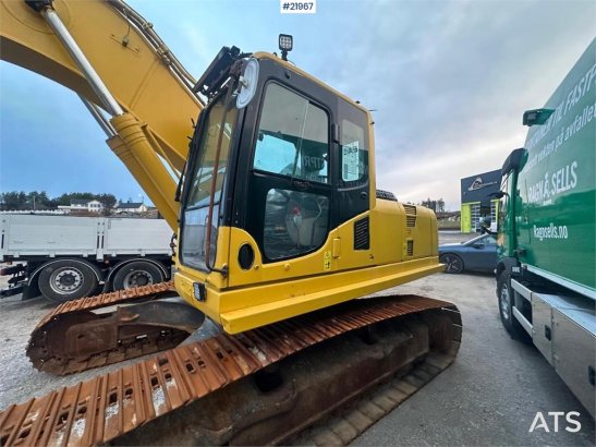 Komatsu PC240LC-8 crawler excavator with digging bucket PC240LC-8 crawler excavator with digging bucket 2007 2 Crawler Exc...