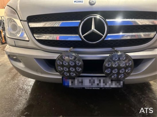 Mercedes-Benz Sprinter w/ 15+1+1 seats w/ 2 sets of tires Sprinter w/ 15+1+1 seats w/ 2 sets of tires 2012 2 image 3