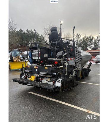 Bomag BF300 P-2 Asphalt Paver – 905 Hours – GPS BF300 P-2 Asphalt Paver – 905 Hours – GPS 2025 2 Asphalt pavers image 3