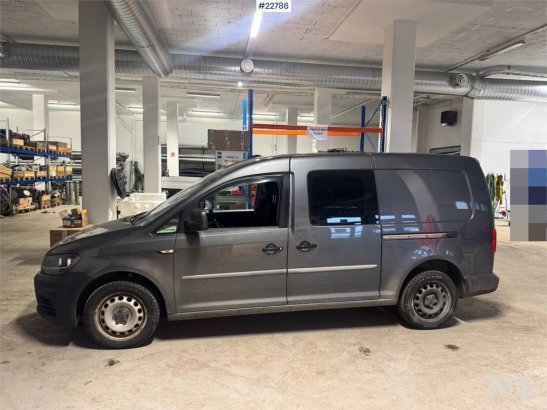 Volkswagen Caddy 4x4 with 2 sets of tires and interior fittin Volkswagen Caddy 4x4 with 2 sets of tires and interior fitti...