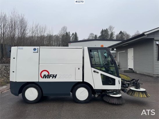 Aebi MFH2500 sweeper Aebi MFH2500 sweeper 2006 2 image 18