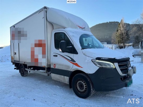 Mercedes-Benz Sprinter 4x2 Box Truck with lift and side door Sprinter 4x2 Box Truck with lift and side door 2019 2 image 48