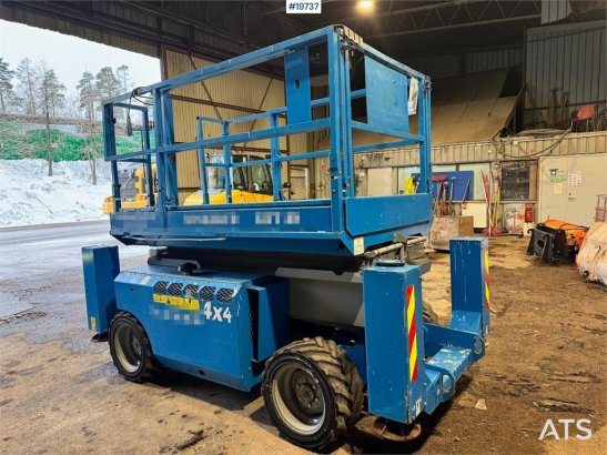 Genie GS3268 Scissor Lift. 1010 hours! GS3268 Scissor Lift. 1010 hours! 2008 2 image 17