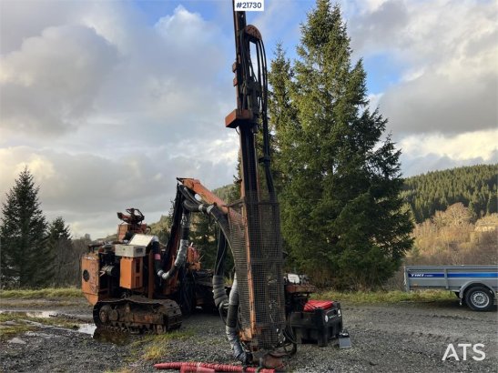 Tamrock DHA400 Drilling rig w/ CPR 438L hammer Tamrock DHA400 Drilling rig w/ CPR 438L hammer 1986 2 image 18