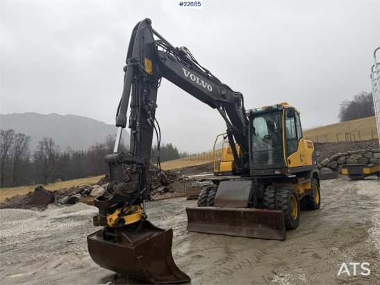 Volvo EW140C wheeled machine w/rototilt, sanding bucket EW140C wheeled machine w/rototilt, sanding bucket 2007 2 Wheeled E...