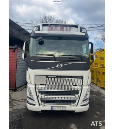 Volvo FH540 6x2 Tractor Unit. 3294 2022 2 Tractor Units image 3