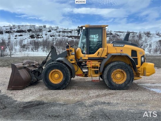 Volvo L90H wheel loader with joystick control and a buck L90H wheel loader with joystick control and a buck 2018 2 Wheel L...