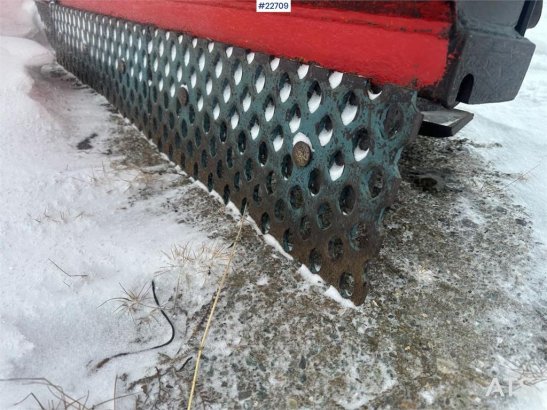 Tellefsdal V-plough high w/ new steel. 3 meters Tellefsdal V-plough high w/ new steel. 3 meters 2007 2 image 27
