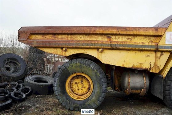 Euclid R60 dump truck w/ NEWLY OVERHAULED ENGINE AND TRAN Euclid R60 dump truck w/ NEWLY OVERHAULED ENGINE AND TRAN 1994 2...