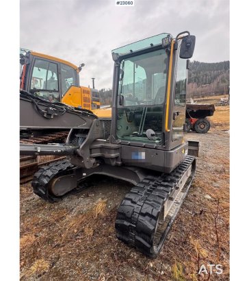 Volvo ECR88D tracked excavator with tilt and bucket. Onl ECR88D tracked excavator with tilt and bucket. Onl 2022 2 Crawler...