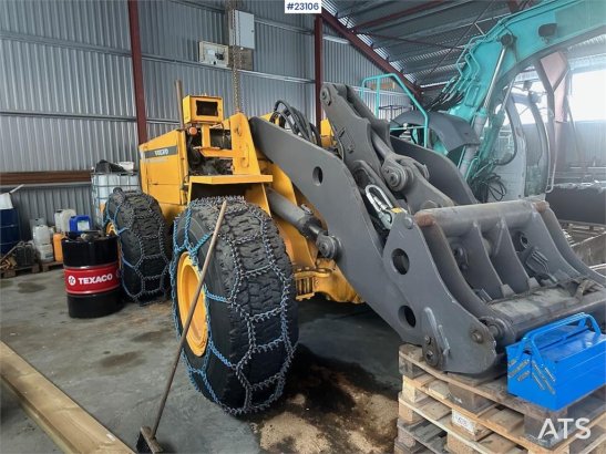 Volvo L90C wheel loader with uninstalled overhauled gear L90C wheel loader with uninstalled overhauled gear 1996 2 Wheel L...