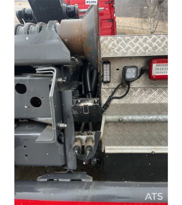 Volvo FH700 Tridem hooklift truck – crane hydraulics – 3 590 2025 2 image 18