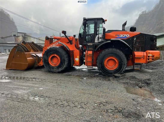 Hitachi zw370-6 Wheel loader w/ scale, printer and bucket 10071 2019 2 Wheel Loaders image 30