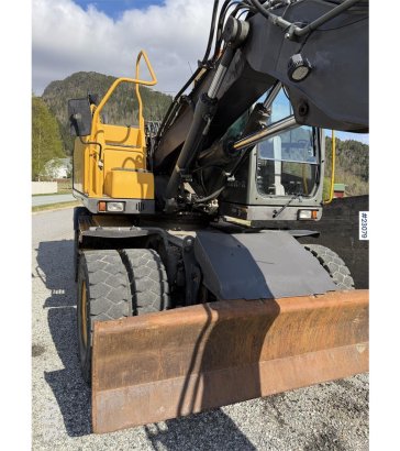 Volvo EW140C hjulgraver m/rotortilt, hengerfeste og sent EW140C hjulgraver m/rotortilt, hengerfeste og sent 2009 2 Wheeled...