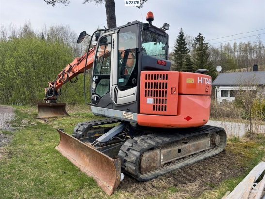 Hitachi ZX85US-3 Crawler Excavator with 3 buckets and grap ZX85US-3 Crawler Excavator with 3 buckets and grap 2012 2 Crawl...