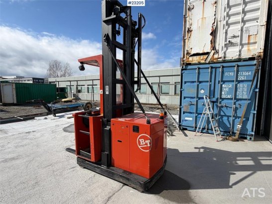 BT Plukktruck-stabletruck, charger BT Plukktruck-stabletruck, charger 2007 2 Forklift image 3