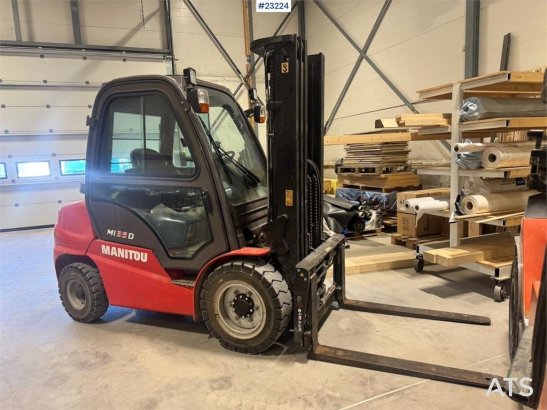 Manitou M135D Forklift – 2400 hours! M135D Forklift – 2400 hours! 2018 2 Forklift image 3