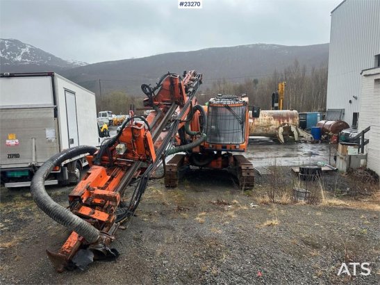 Tamrock 500 drilling rig w/ full set of new drill rods and Tamrock 500 drilling rig w/ full set of new drill rods and 2000...