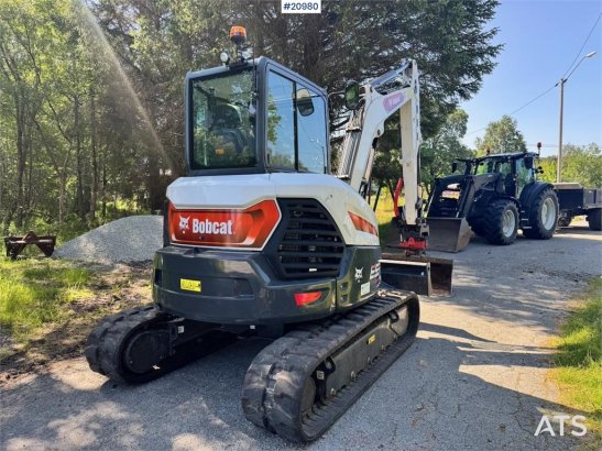 Bobcat E55Z Mini Excavator w/ Rototilt and 2 buckets. 260 E55Z Mini Excavator w/ Rototilt and 2 buckets. 260 2022 2 Crawle...