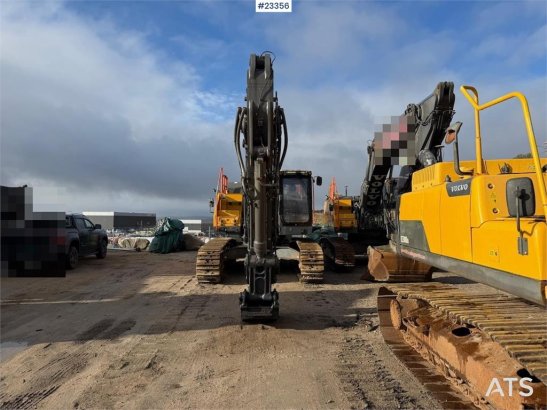 Volvo EC380E excavator with GPS and 2 buckets – 7,700 ho EC380E excavator with GPS and 2 buckets – 7,700 ho 2020 2 Crawler...