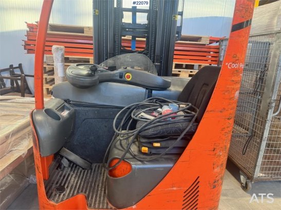 Rocla S16 reach truck with charger Rocla S16 reach truck with charger 2001 2 Forklift image 48