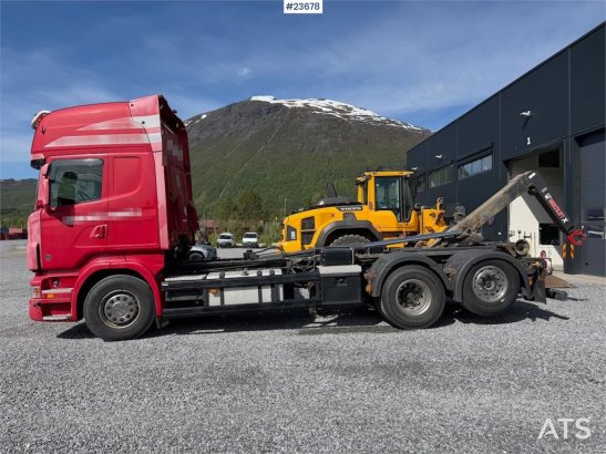 Scania R480 6x2 hook truck w/ crane hydraulics and replac R480 6x2 hook truck w/ crane hydraulics and replac 2011 2 image 3
